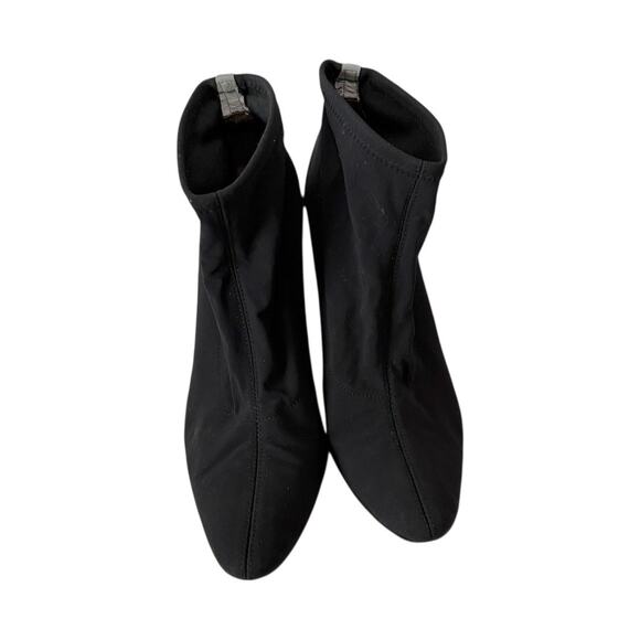 Donald J. Pliner Black Ankle Boots - 8.5 M - 4 inch Heels - Excellent Condition - Picture 4 of 11